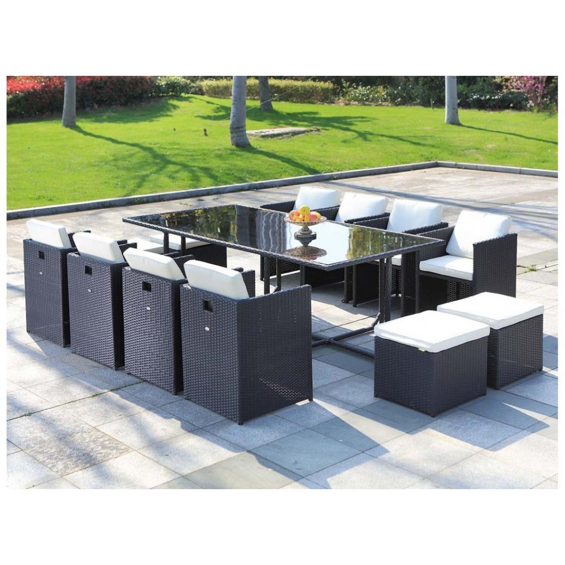 salon-de-jardin-en-resine-tressee-artigas-ii-8-12-places-noir-jardideco-11782016-31108298_1140x1140.jpg Salon de jardin en résine tressée Artigas II 8-12 places Noir – Image 1